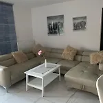 Ive's Gardenia Seaside Apartment