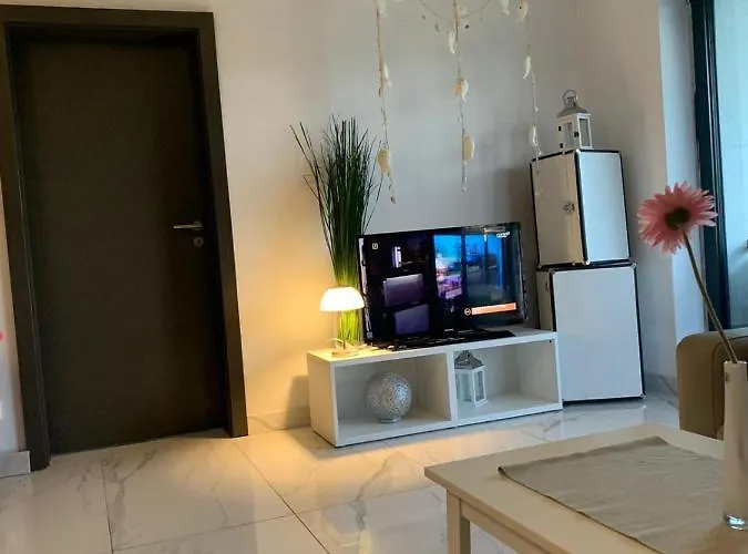 Ive's Gardenia Seaside