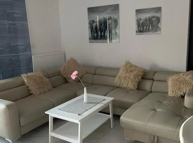 Ive's Gardenia Seaside Apartment